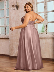 Dentelle et Tulle Longue Robe avec Col en Cœur Vintage Mauve