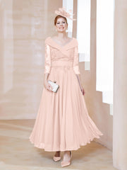 Robe en Dentelle et Mousseline Longueur au Sol à Col en V Rose Perle