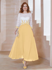 Robe en Mousseline avec Longueur de Mollet à Col Appliqué Or