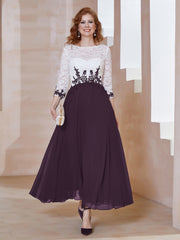 Robe en Mousseline avec Longueur de Mollet à Col Appliqué Plum