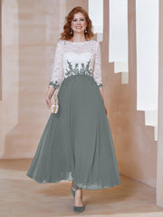 Robe en Mousseline avec Longueur de Mollet à Col Appliqué Gris Acier