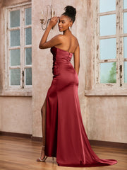 Robe Longue Bustier En Sheath Avec Train Balayé Bordeaux