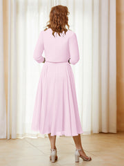 Robe de A-ligne en Mousseline et Dentelle à Col Illusion Longueur de Mollet Rose Pâle