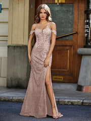 Robe de Soirée Sirène en Paillettes à Hors de l'Épaule Or Métallique