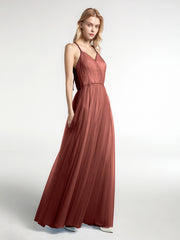 Robe Longue en Tulle à Bretelles Torsadées avec Décolleté en V terracotta