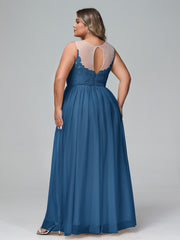 Robe Longue en Dentelle Et Tulle à Décolleté Illusion Bleu Encre