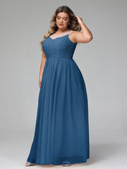 Robe Longue en Dentelle Et Tulle à Décolleté Illusion Bleu Encre