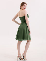 Sans Bretelles Robe Demoiselle d'honneur Courte avec Col en Cœur Olive Verte Grande Taille