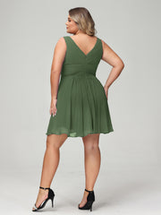 Col en V Mousseline Robes Demoiselle d'honneure Courtes Olive Verte Grande Taille